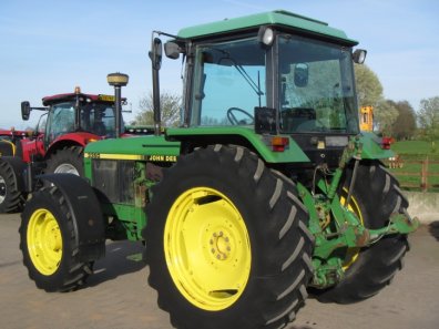 John Deere 3350