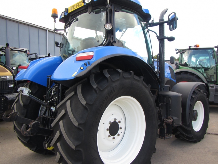 New Holland T7.185