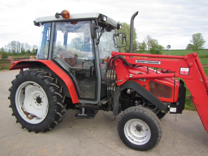 Massey Ferguson 4215