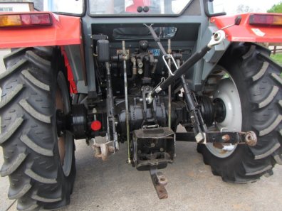 Massey Ferguson 4215