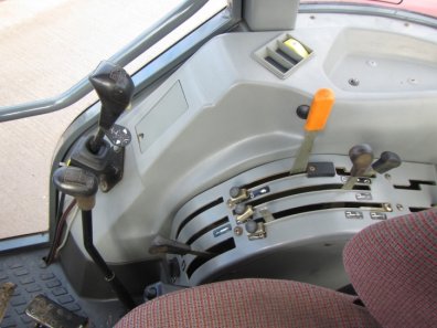 Massey Ferguson 4215