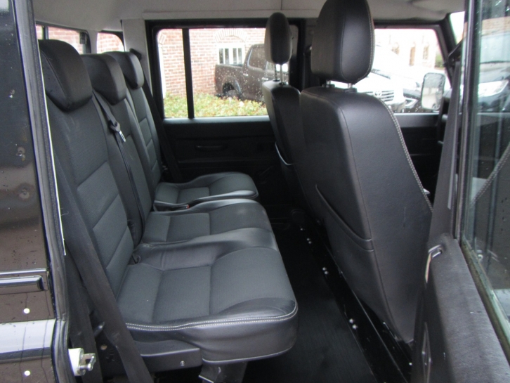 Land Rover 110 XS double cab 2.2 TDCi diesel