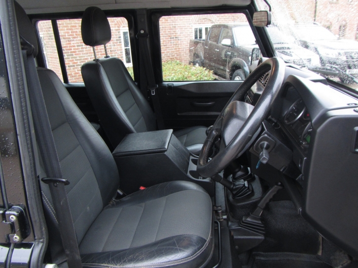 Land Rover 110 XS double cab 2.2 TDCi diesel