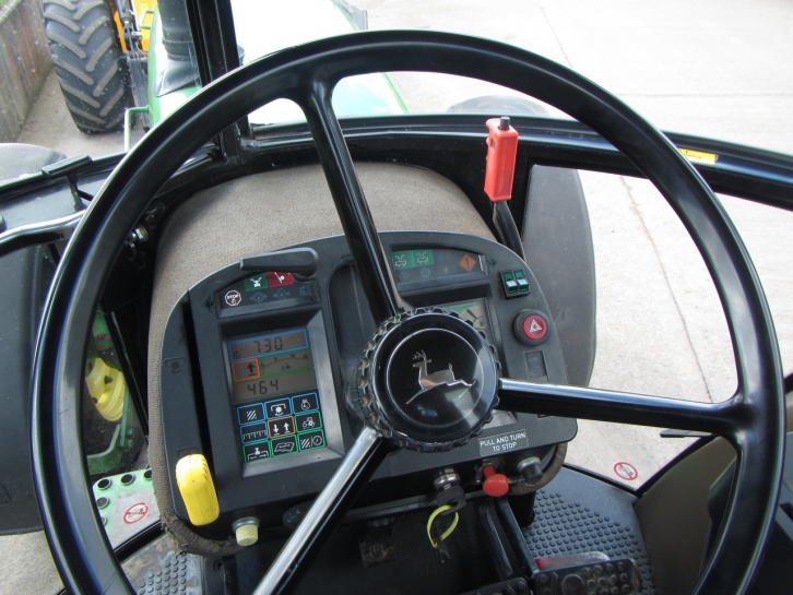 John Deere 4055