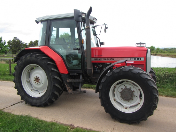 Massey Ferguson 6180