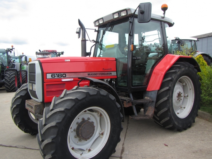 Massey Ferguson 6180