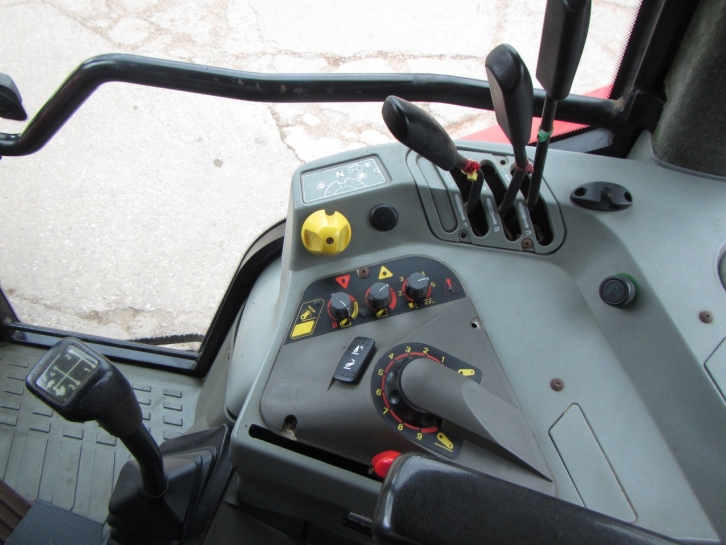 Massey Ferguson 6180