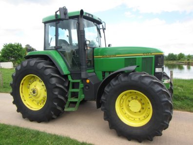 John Deere 7700