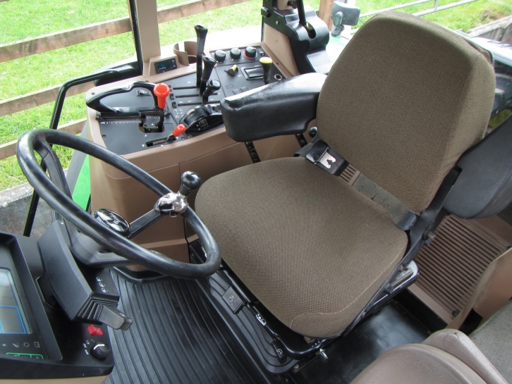 John Deere 7710