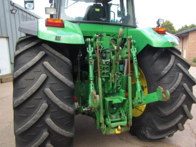 John Deere 7710
