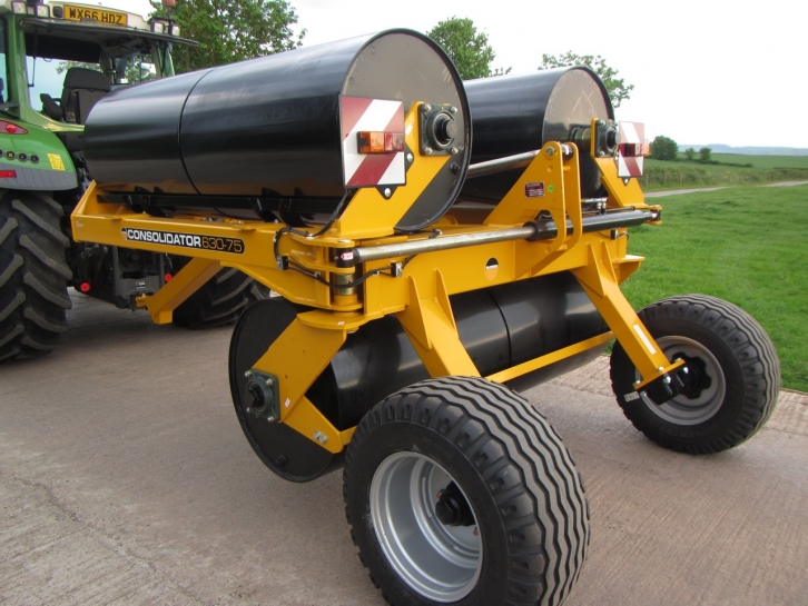 Twose Consolidator 630-75 rollers