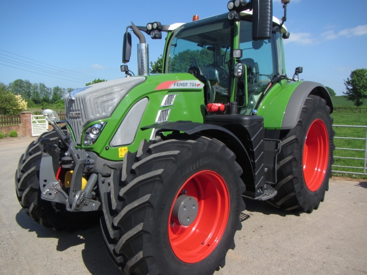 Fendt 724 Profi-Plus
