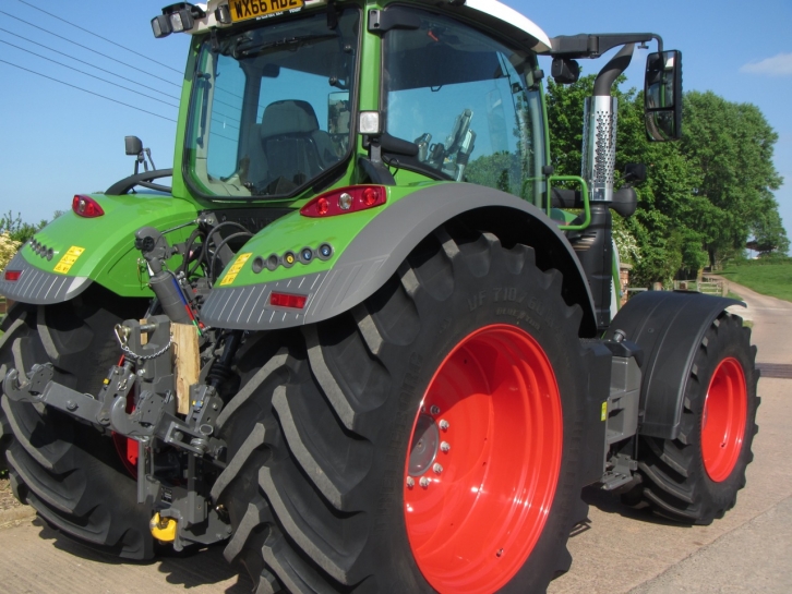 Fendt 724 Profi-Plus