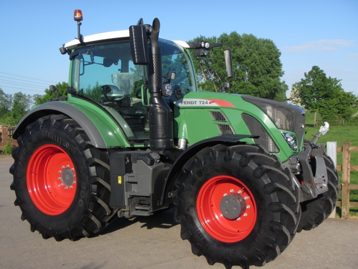 Fendt 724 Profi-Plus