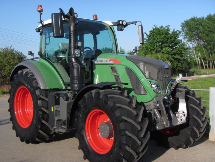 Fendt 724 Profi-Plus