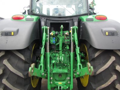 John Deere 6210R
