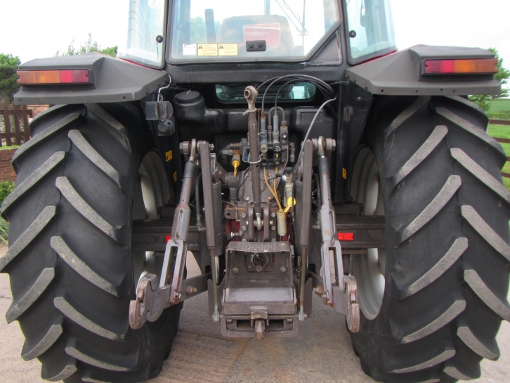 Massey Ferguson 6160