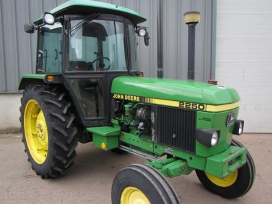 John Deere 2250