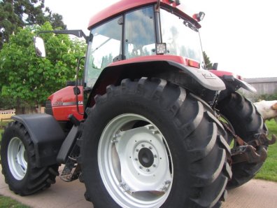 Case MX135
