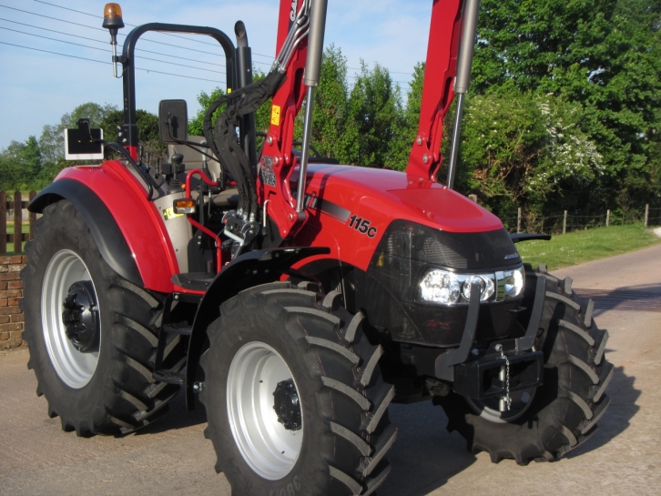 Case Farmall 115C