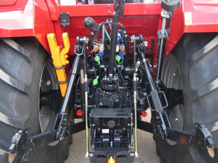 Case Farmall 115C