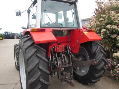Massey Ferguson 699