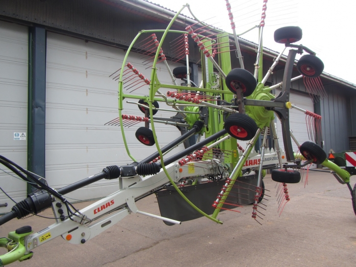 Claas Liner 2800