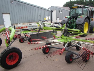 Claas Liner 2800