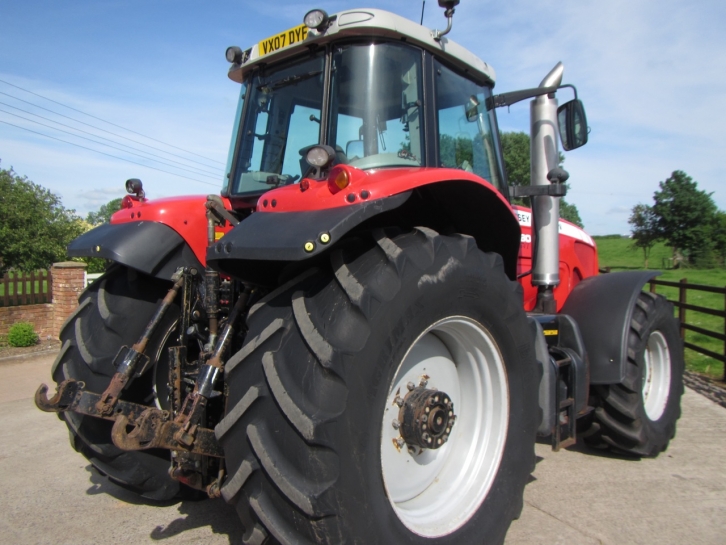 Massey Ferguson 8480