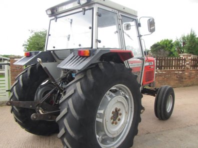 Massey Ferguson 375