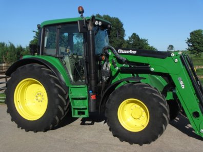 John Deere 6115M