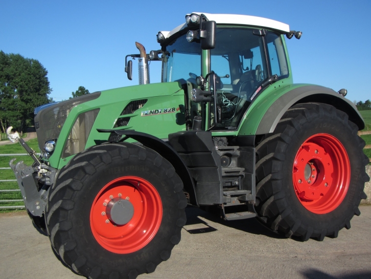 Fendt 828 Profi-Plus