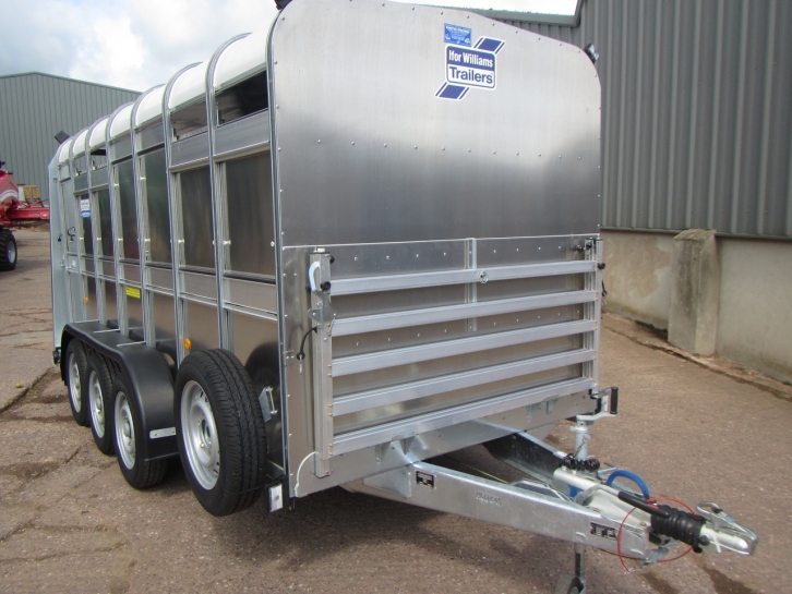 Ifor Williams TA510G3-14 tri-axle trailer 14ft