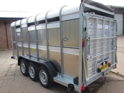 Ifor Williams TA510G3-14 tri-axle trailer 14ft