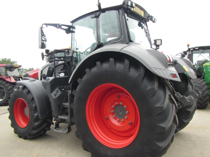 Fendt 828 Profi-Plus