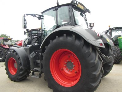 Fendt 828 Profi-Plus