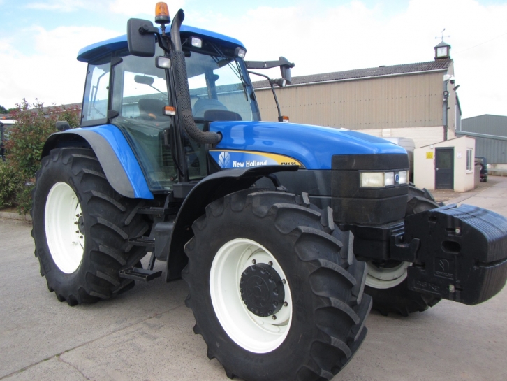 New Holland TM155