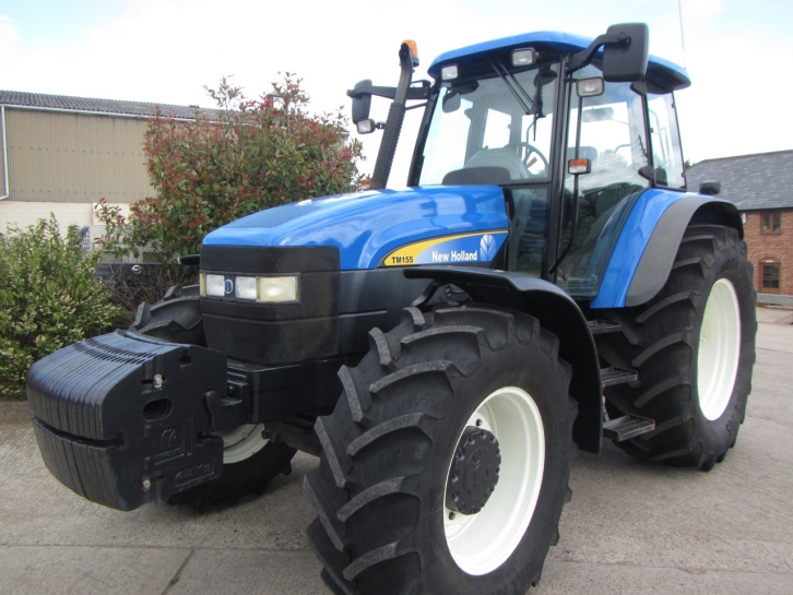 New Holland TM155