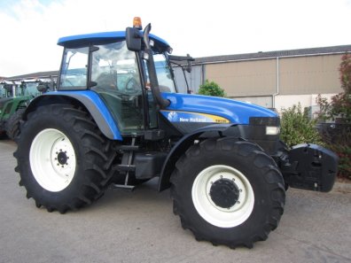 New Holland TM155