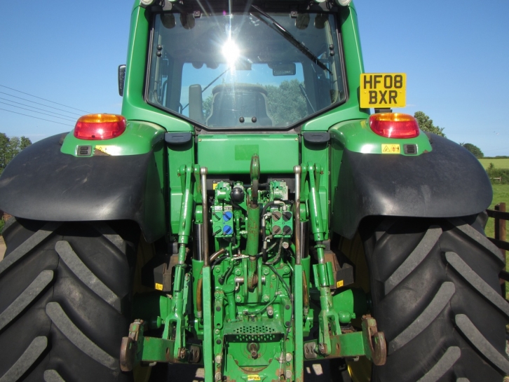 John Deere 6930