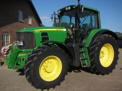 John Deere 6930