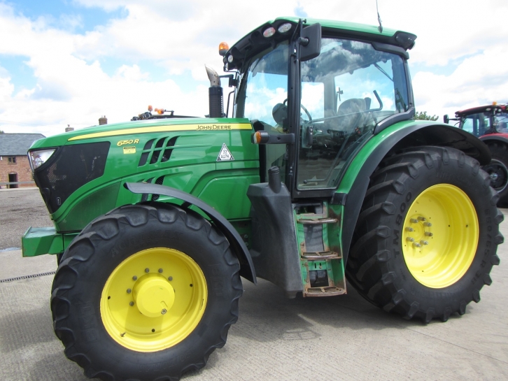 John Deere 6150R