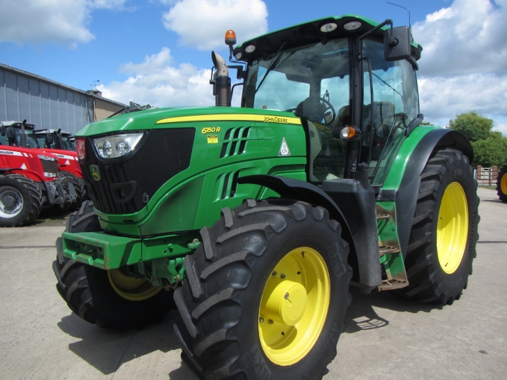 John Deere 6150R