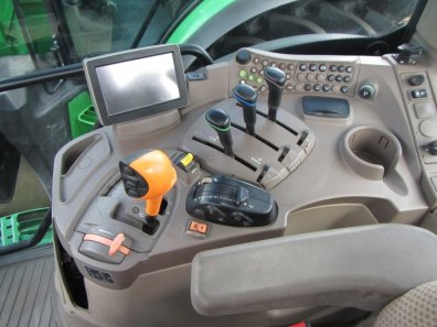 John Deere 6150R
