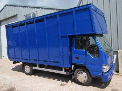 Isuzu NQR 751D Horsebox