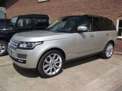 Land Rover Range Rover Autobiography 4.4 SDV8