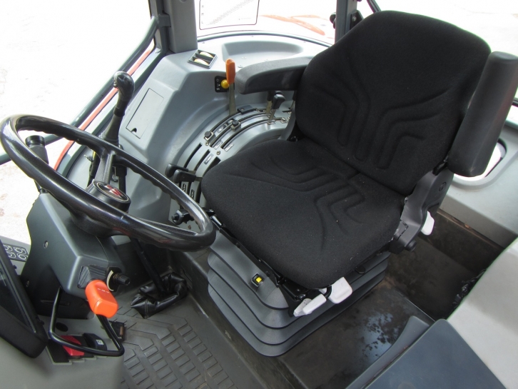 Massey Ferguson 4255