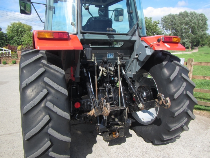Massey Ferguson 4255