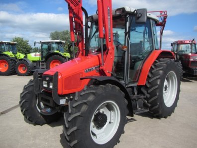 Massey Ferguson 4255
