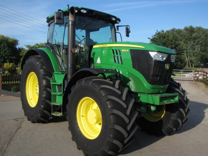 John Deere 6190R